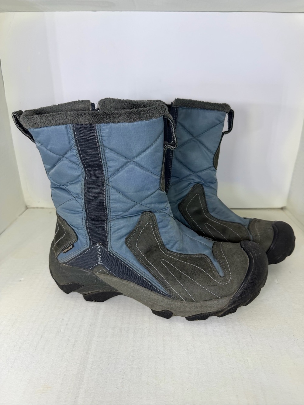 Keen Betty Blue Insulated Winter Boots women’s 11